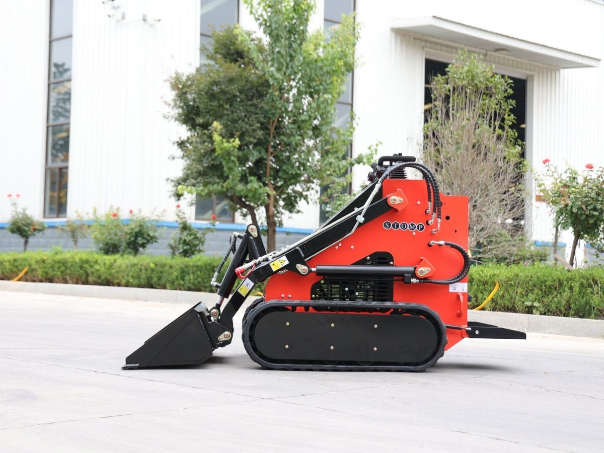 New TYPHON STOMP 1,800lbs Mini Skid Steer 21HP Honda Engine