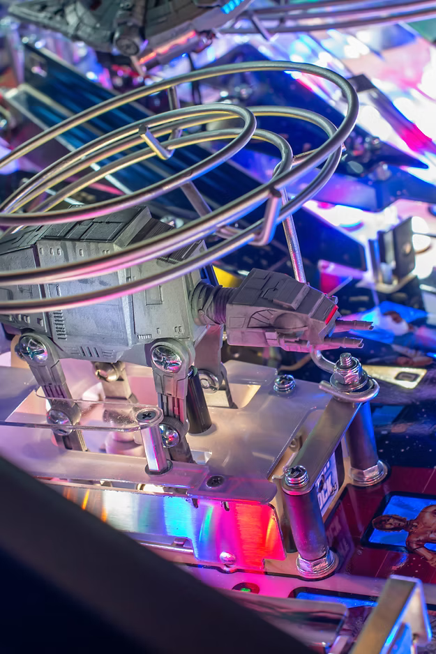 Stern Pinball Star Wars: Fall of the Empire Pro Pinball Machine